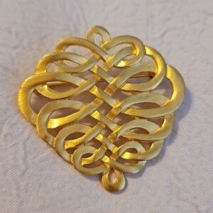 MMA Vintage Scroll Faux Gold Brooch